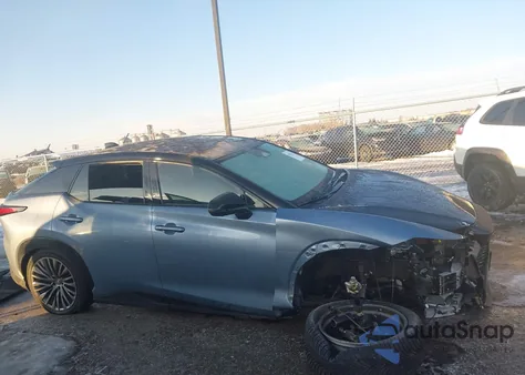 2023 Lexus Rz 450E Luxury z USA, uszkodzony, nr VIN JTJAAAAB7PA011313